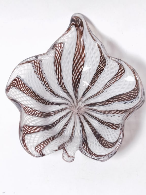 Vintage Murano Italy Latticino Art Glass Leaf Dish (1 of 4)