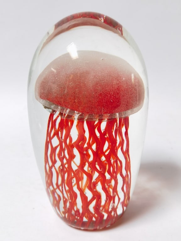 Vintage Dynasty Gallery Red Jellyfish Glass Paperw (1 of 5)