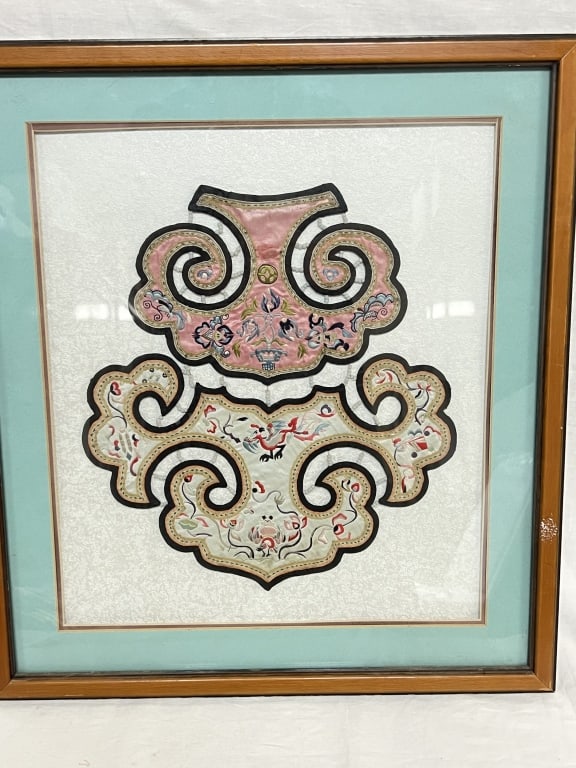 Chinese Embroidery in Frame (1 of 3)