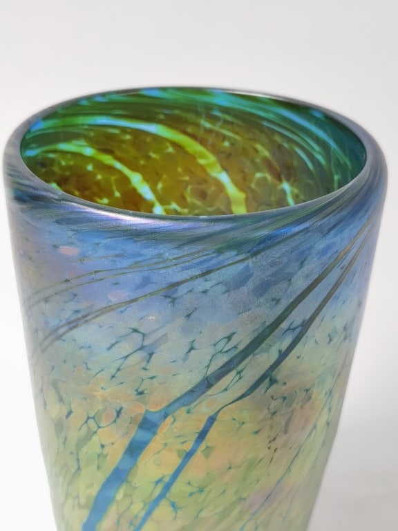 1992 Signed Iridescent Tree Bark Pattern Cylinder - 4