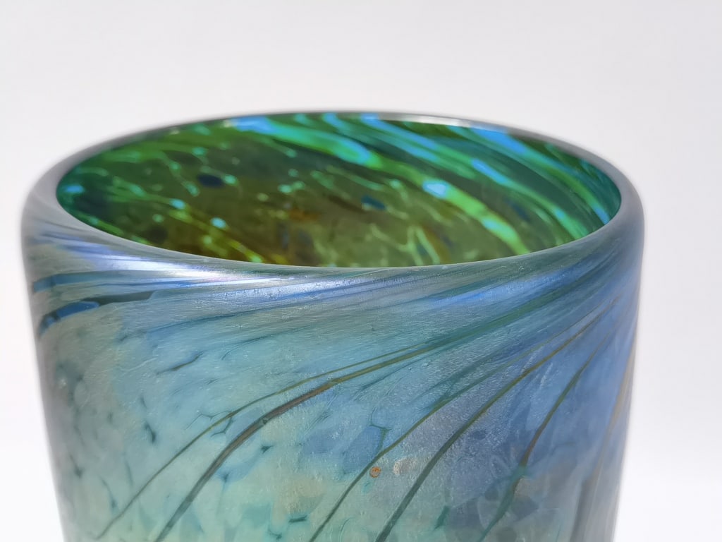 1992 Signed Iridescent Tree Bark Pattern Cylinder - 5