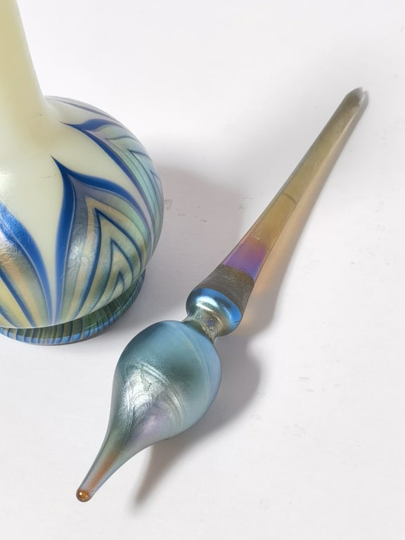 1981 Lundberg Studio Pulled Feather Perfume Bottle - 4