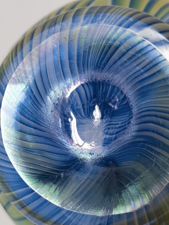 1981 Lundberg Studio Pulled Feather Perfume Bottle - 5