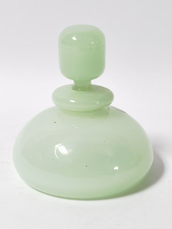 Murano Italy Jadeite Green Opaque Glass Scent Bott (1 of 3)