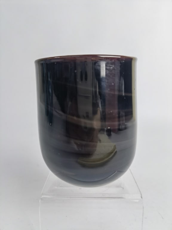1988 Labino Studio Baker Amethyst Swirl Art Glass: 1988 Labino Studio Baker Amethyst Swirl Art Glass Cup, 4 7/8in by 3 1/8in