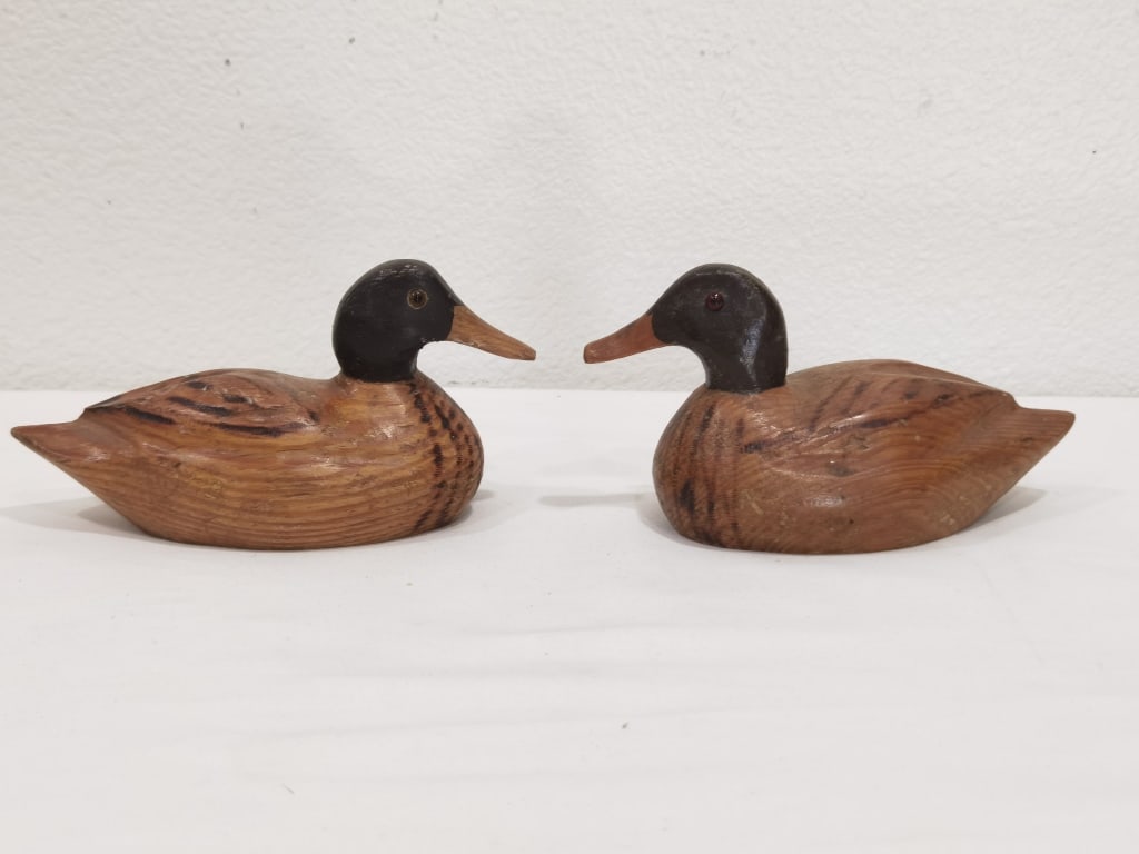 Pr. of Vintage Miniature Carved Wooden Ducks (1 of 4)