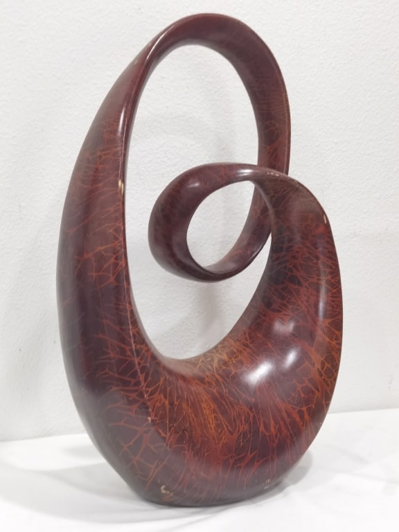 Large 20th C. Abstract Loop Sculpture - 6