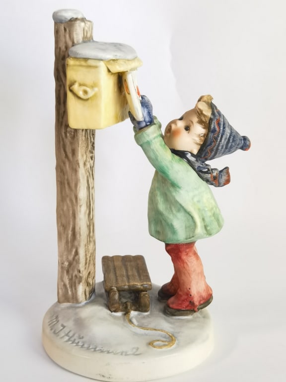 Goebel Hummel Porcelain "Letter to Santa Claus" Fi (1 of 4)