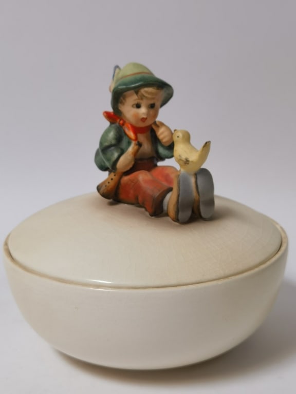 Goebel Hummel Lidded Ceramic Trinket Box (1 of 4)