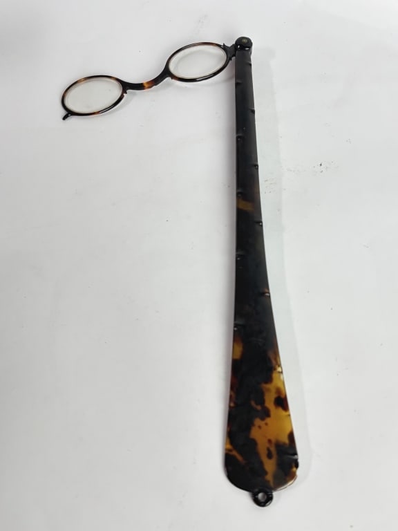 Antique Tortoiseshell Lorgnette (1 of 5)