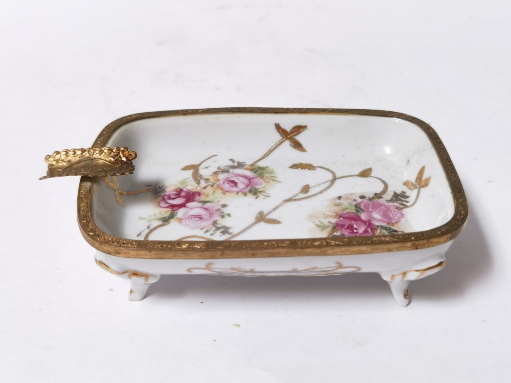 Ardco Japan Ormolu Porcelain Floral Ashtray (1 of 3)