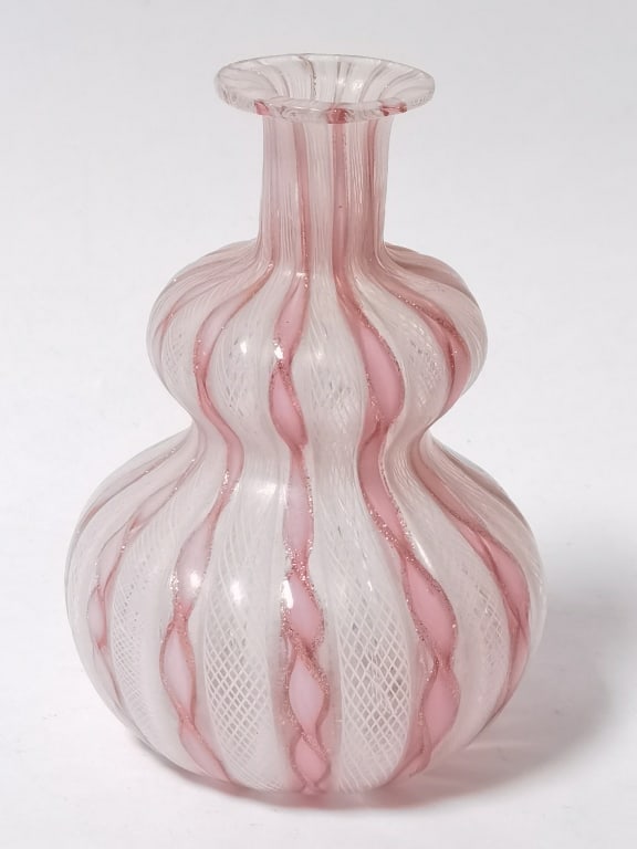 Vintage Murano Italy Latticino Art Glass Vase (1 of 4)