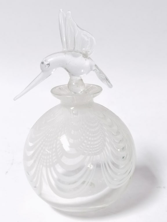 Vintage Pulled Pattern Art Glass Perfume Bottle: Vintage Pulled Pattern Art Glass Perfume Bottle, 5.5in