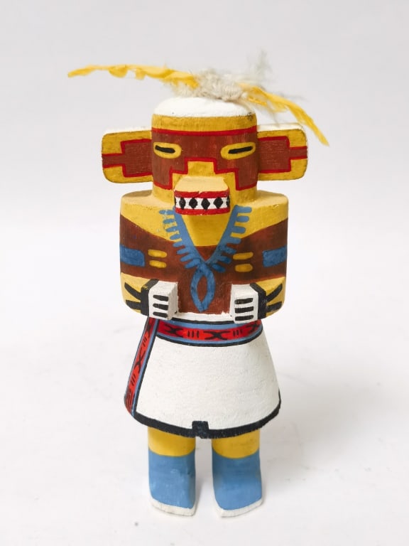 Vintage Pueblo Indian "Lizzard" Kachina Figurine (1 of 4)