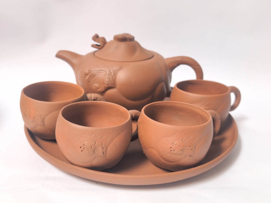 Vintage "Wang LongZhen" Chinese YiXing ZiSha Teapo: Vintage "Wang LongZhen" Chinese YiXing ZiSha Teapot Set, 9.75in by 4in