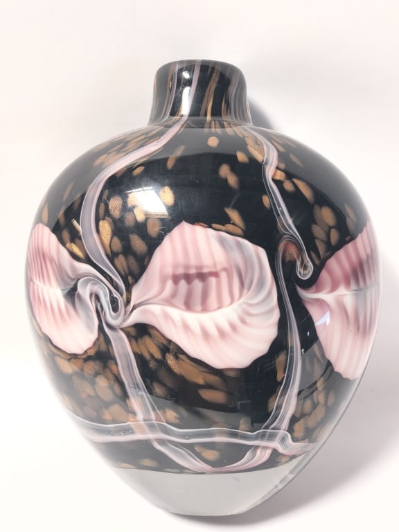 Murano Italy Black & Pink Feathered Art Glass Vase: Murano Italy Black & Pink Feathered Art Glass Vase, 10in by 8in by 5.5in