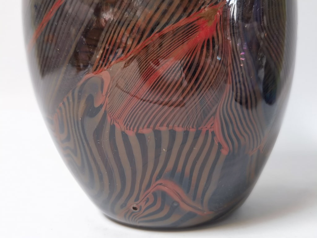 Signed Threaded Feather-Pattern Amber Torpedo Vase - 4