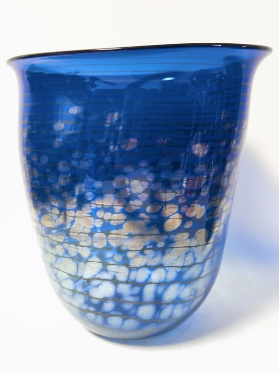 Signed Deep Cobalt Blue Threaded Iridescent Vase: Signed Deep Cobalt Blue Threaded Iridescent Vase, 11in by 10in