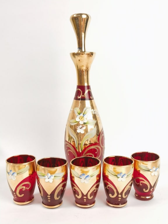 Vintage Murano Italy Gilt Ruby Glass Decanter Set: Vintage Murano Italy Gilt Ruby Glass Decanter Set, 11.75in by 2.75in