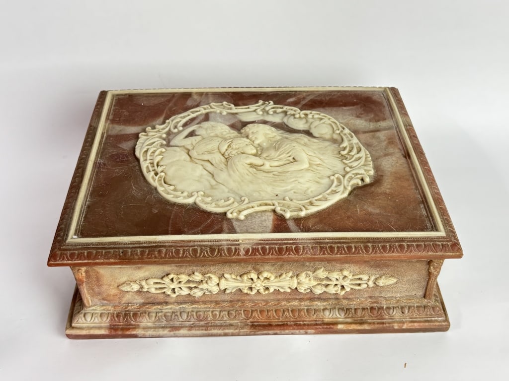 Vintage Italian Carved Trinket Box (1 of 7)