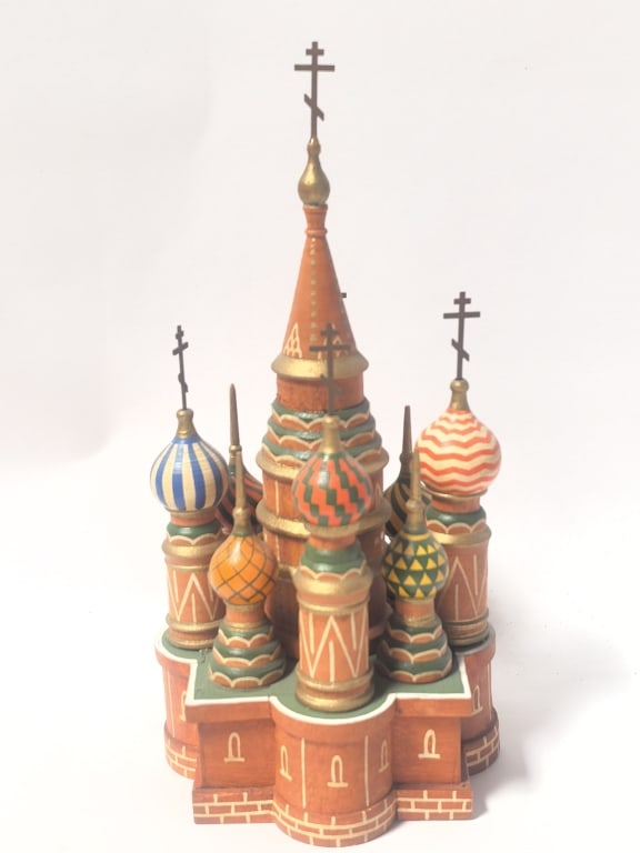 Vintage Russian Wooden St. Basil’s Cathedral (1 of 7)