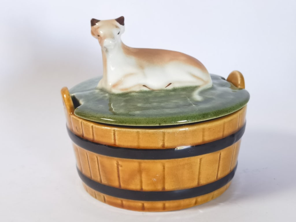 Vintage Secla Portugal Ceramic Cow Butter Dish (1 of 5)