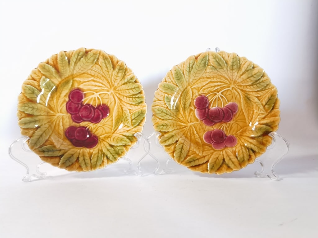 (2) Antique Sarreguemines French Majolica Cherries (1 of 3)