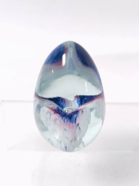 1989 Mt. St. Helen Spatter Flower Glass Egg Paperw (1 of 4)