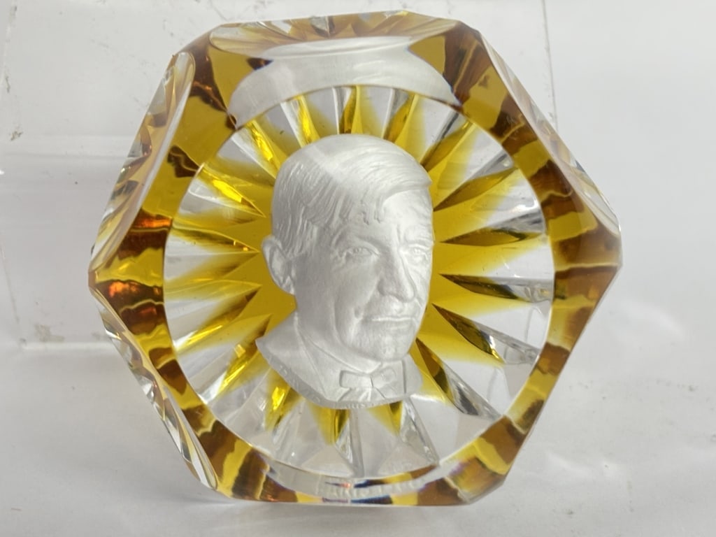 Vintage Baccarat France Will Rogers Faceted Paperw (1 of 6)