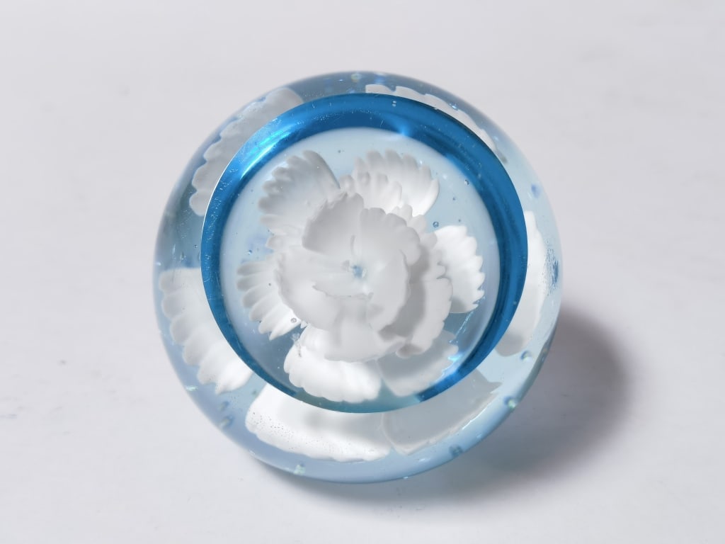 Unmarked White Flower Glass Paperweight (1 of 4)