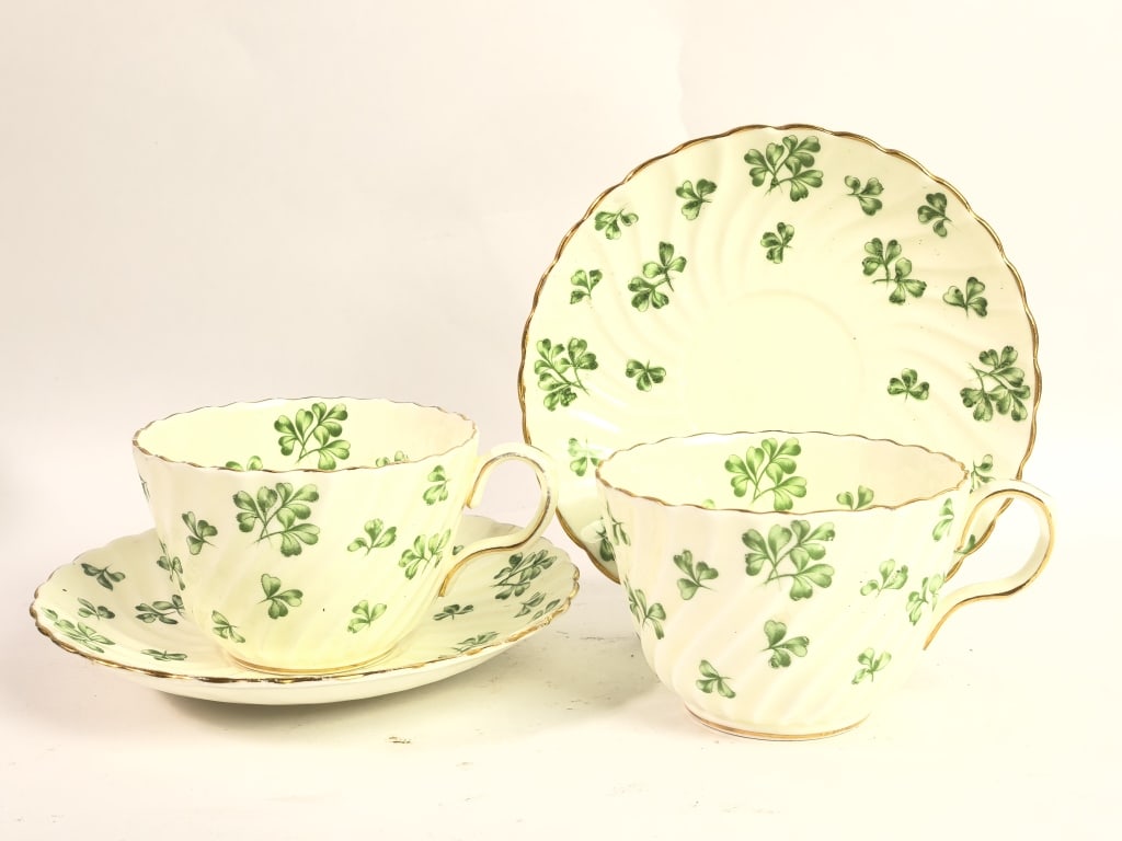 Aynsley English Fine Bone China Shamrocks Tea Cups (1 of 5)