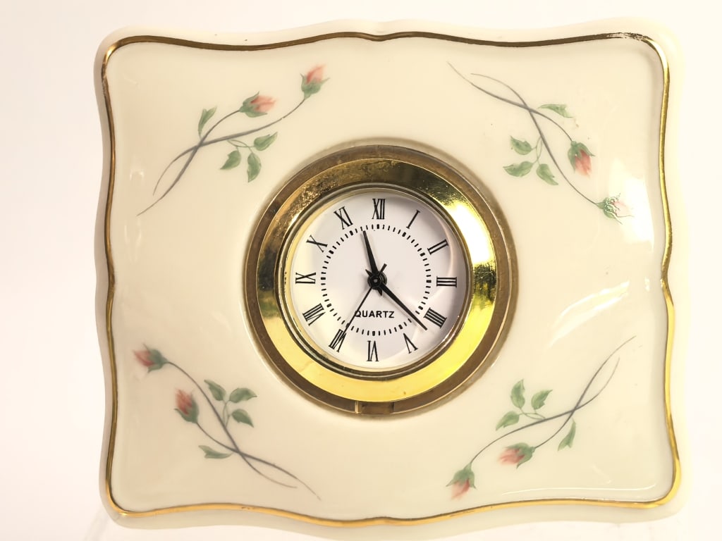 Vintage Lenox Porcelain Quartz Table Clock: Vintage Lenox Porcelain Quartz Table Clock, 3.75in by 3in by 1.5in
