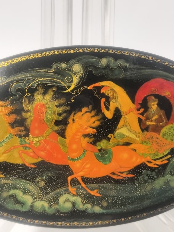 Signed Russian Lacquer Miniature Oval Box "Celest" - 3