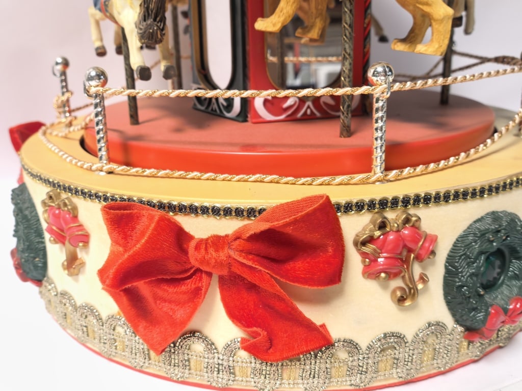 Vintage Animated Christmas Carousel - 5