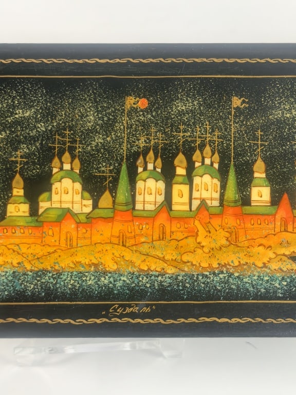 Signed Palekh Russian Lacquer Box "Suzdal" - 3