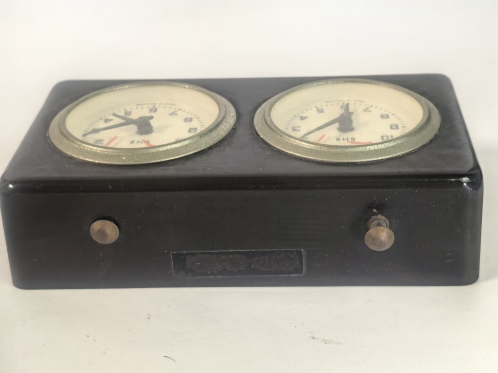 Vintage BHB Mechanical Plastic Chess Clock - 5