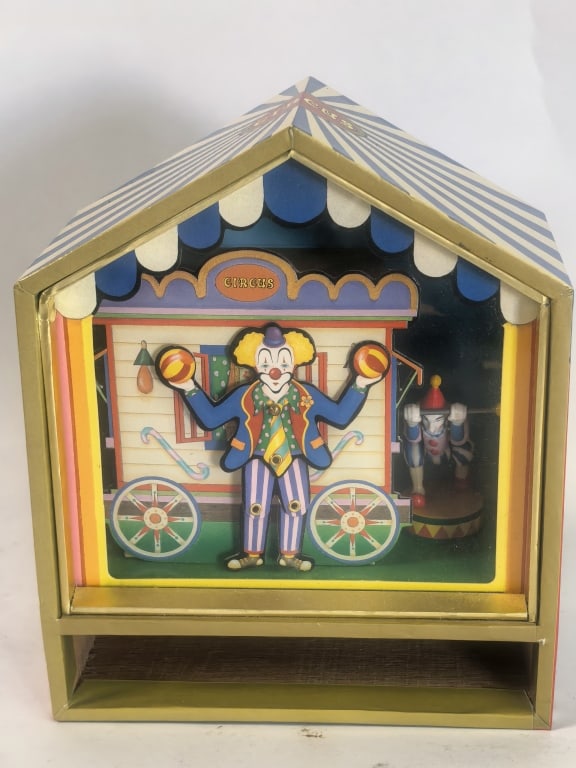 1994 Koji Murai Clown Museum Little Clown Diorama: 1994 Koji Murai Clown Museum Little Clown Diorama Box, 6in by 5in by 2.75in