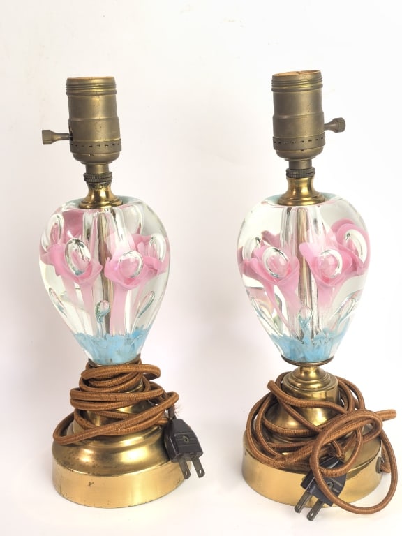 Pr. of Mid-Century Murano Encased Floral Boudoir L: Pr. of Mid-Century Murano Encased Floral Boudoir Lamps, 11.5in by 4in