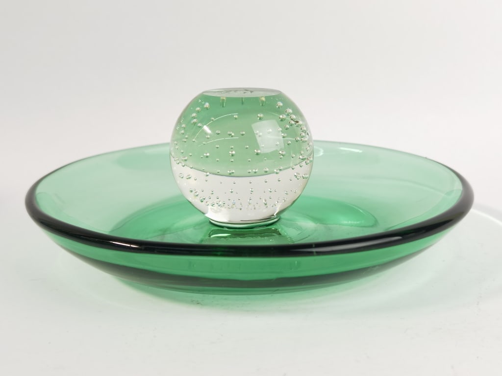 Vintage Erickson Art Glass Emerald Glass Chip Serv: Vintage Erickson Art Glass Emerald Glass Chip Server, 9in