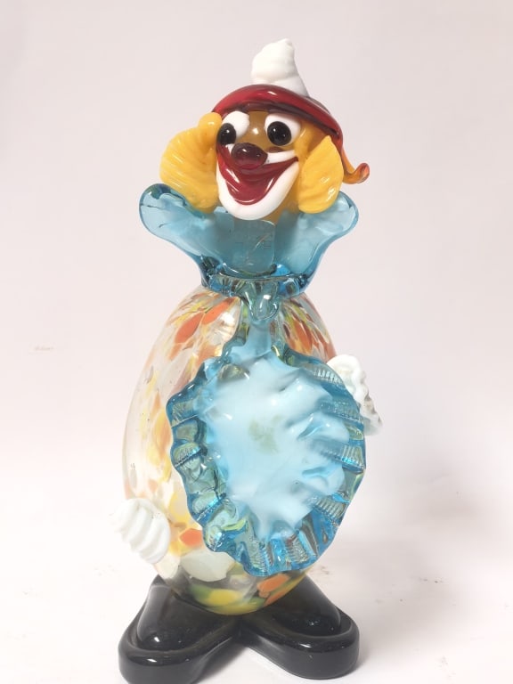 Murano Italy Glass Clown Figurine: Murano Italy Glass Clown Figurine, 8.25in by 3in