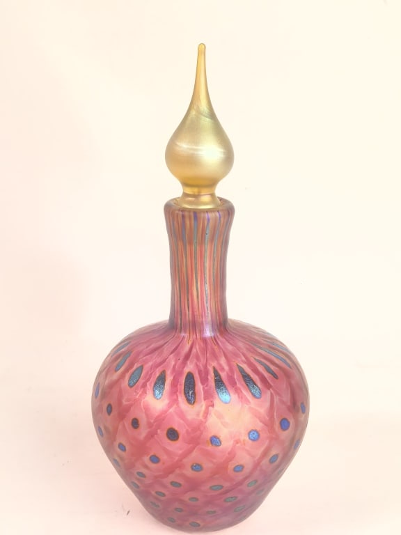 2002 Carl Radke Iridescent Pink Feather Art Glass: 2002 Carl Radke Iridescent Pink Feather Art Glass Perfume Bottle, 7.75in by 3.5in