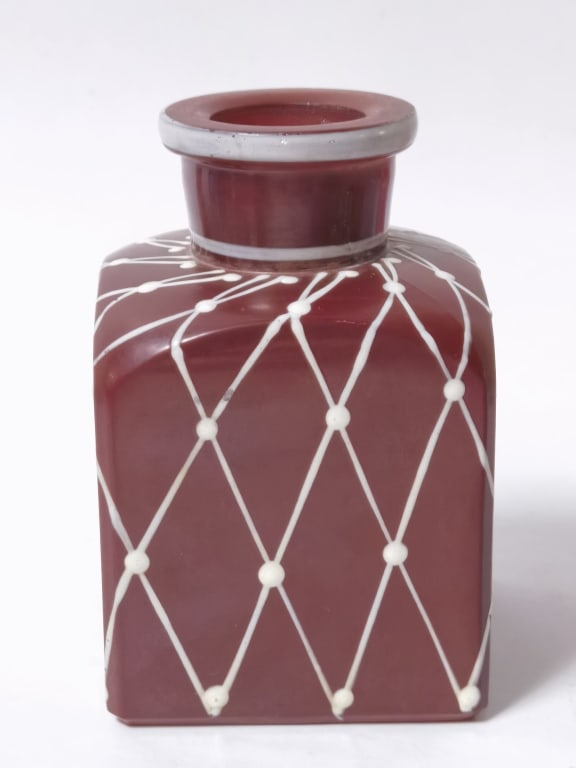 Vintage Lattice Ruby Red Glass Vase - 2