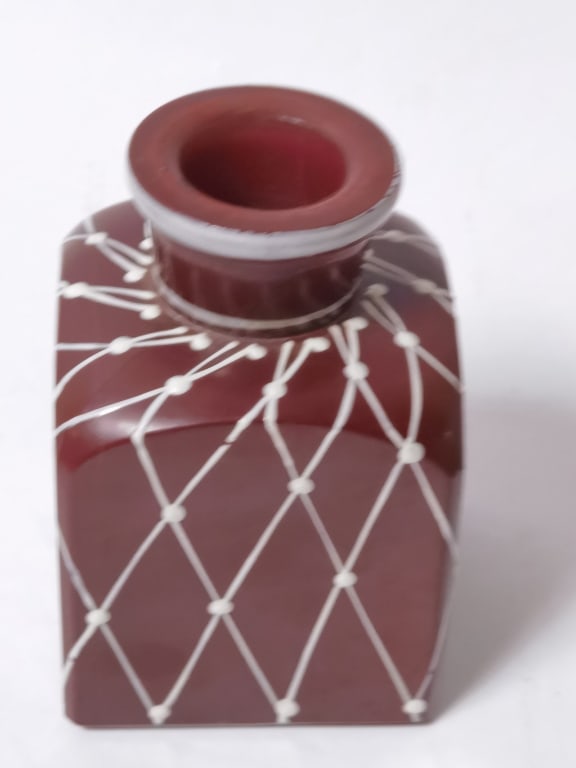 Vintage Lattice Ruby Red Glass Vase - 3