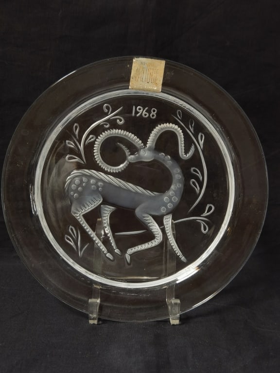 1968 Lalique France Crystal "Gazelle Fantaisie" Pl (1 of 3)