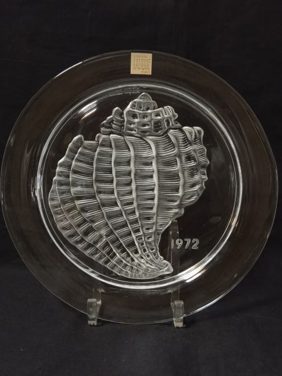 1972 Lalique France Crystal "Coquillage" Plate (1 of 3)