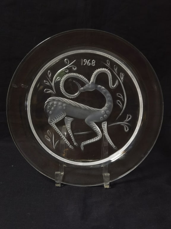 1968 Lalique France Crystal "Gazelle Fantaisie" Pl (1 of 3)