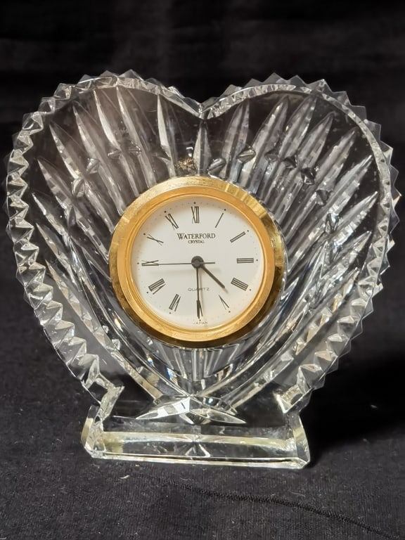 Vintage Waterford Crystal Heart Table Clock: Vintage Waterford Crystal Heart Table Clock, 3.25in by 3.25in by 1in