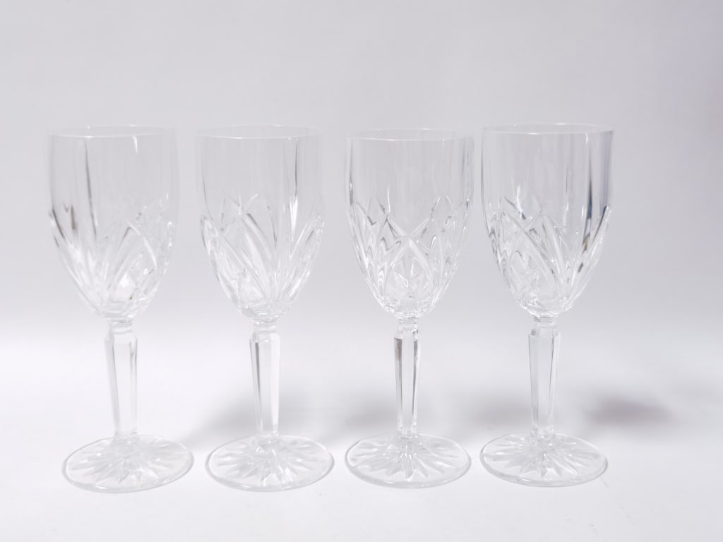 (4) Marquis by Waterford Crystal Brookside Wine Gl (1 of 4)