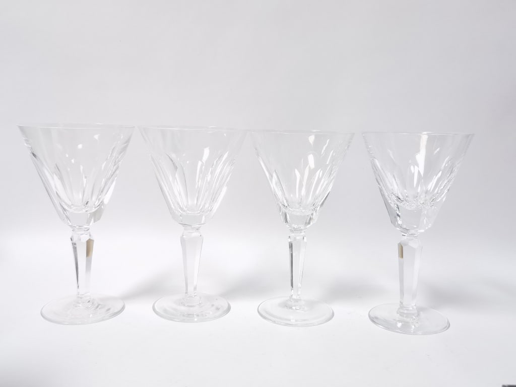(4) Waterford Crystal Sheila Wine Glasses (1 of 5)