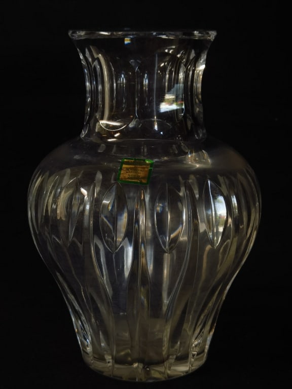 Marquis by Waterford Crystal Sheridan Vase: Marquis by Waterford Crystal Sheridan Vase, 8in